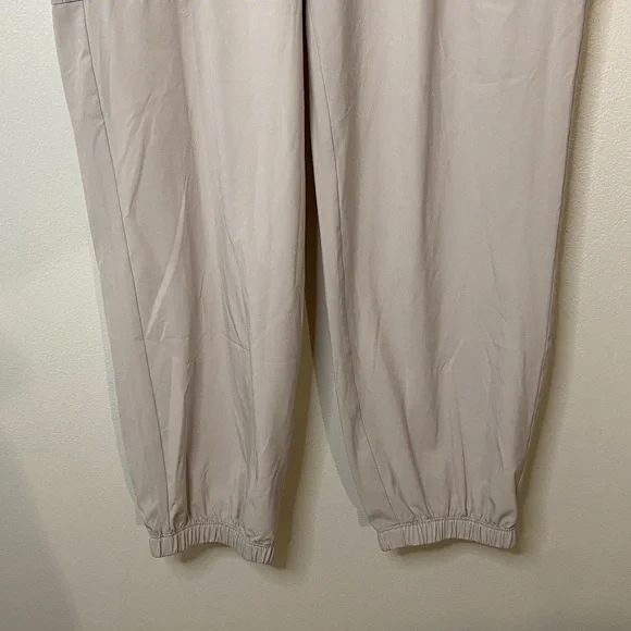 Vuori Villa Cargo Jogger Loungewear Activewear Cargo Taupe Off White Small - Picture 5 of 8
